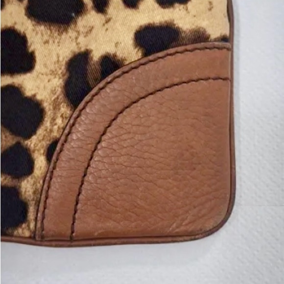 Dolce & Gabbana animalier
Collection messenger bag - Picture 6 of 16